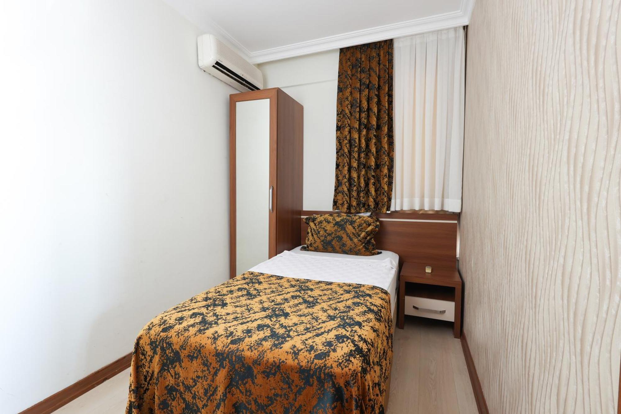 The Corner Park Hotel Antalya Exterior foto